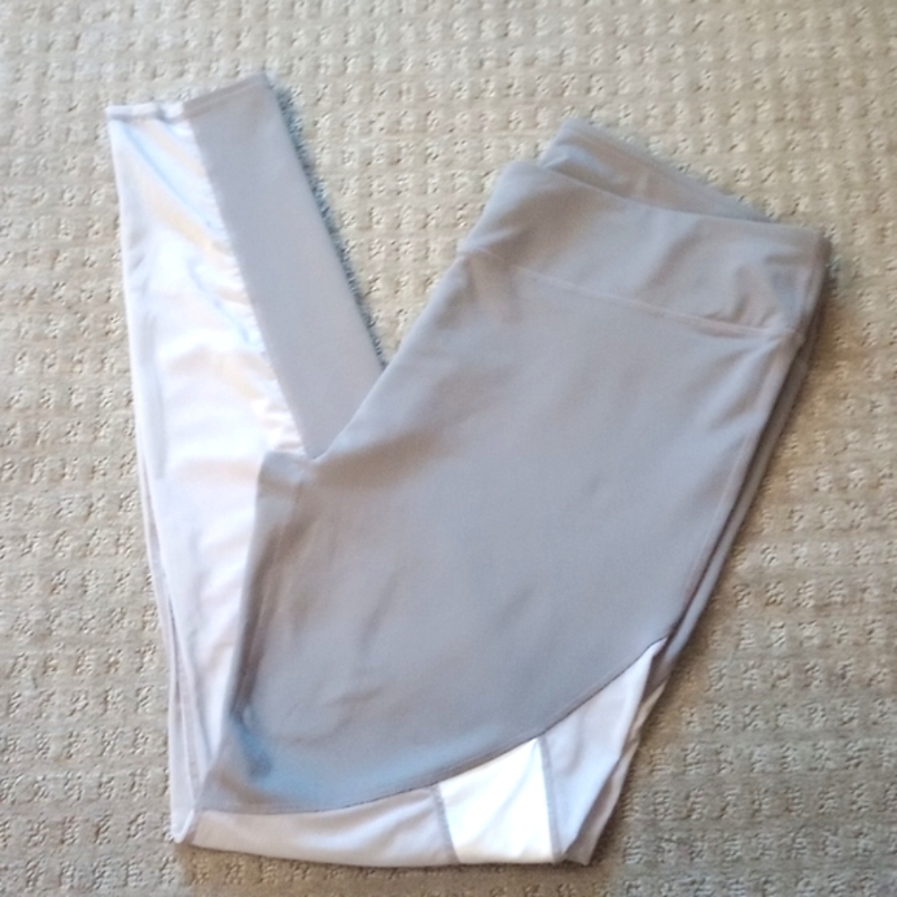 Fabletics Plus Size 2x Leggings - image 2